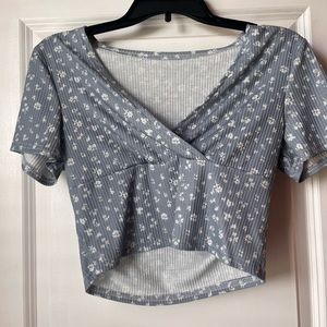 cross over crop top size small